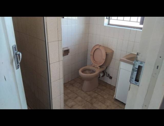3 BEDROOM HOUSE FOR SALE IN ZAKARIYYA PARK